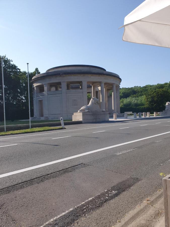 Le Gite Du Mont De La Hutte Ploegsteert Buitenkant foto